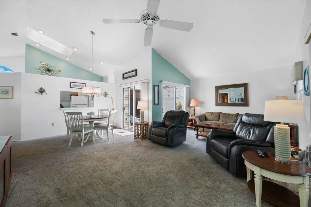3886 40th Avenue W Bradenton FL 34205