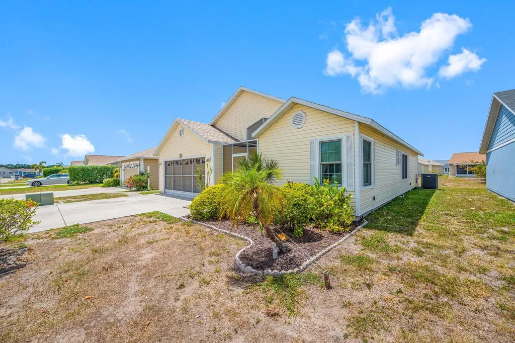 3886 40th Avenue W Bradenton FL 34205