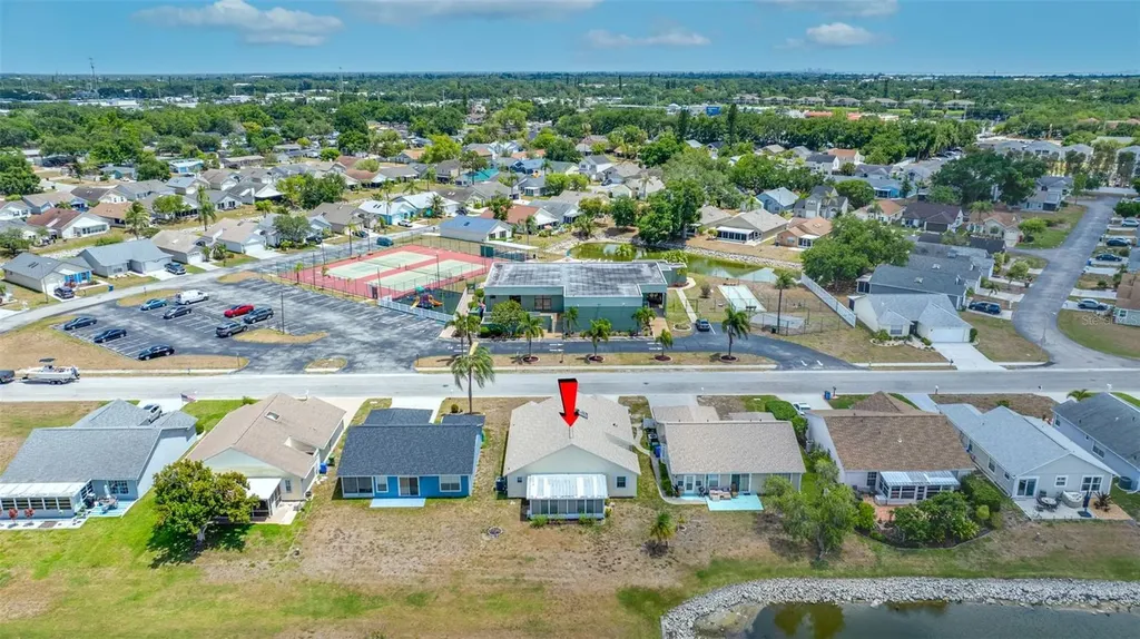 3886 40th Avenue W Bradenton FL 34205