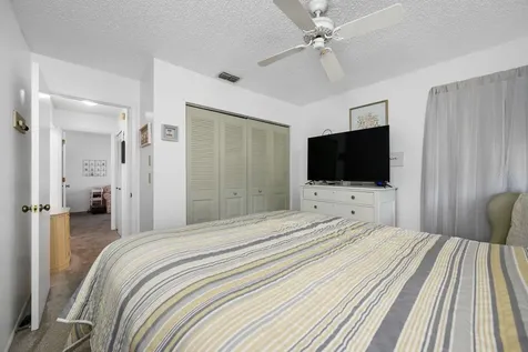 3886 40th Avenue W Bradenton FL 34205