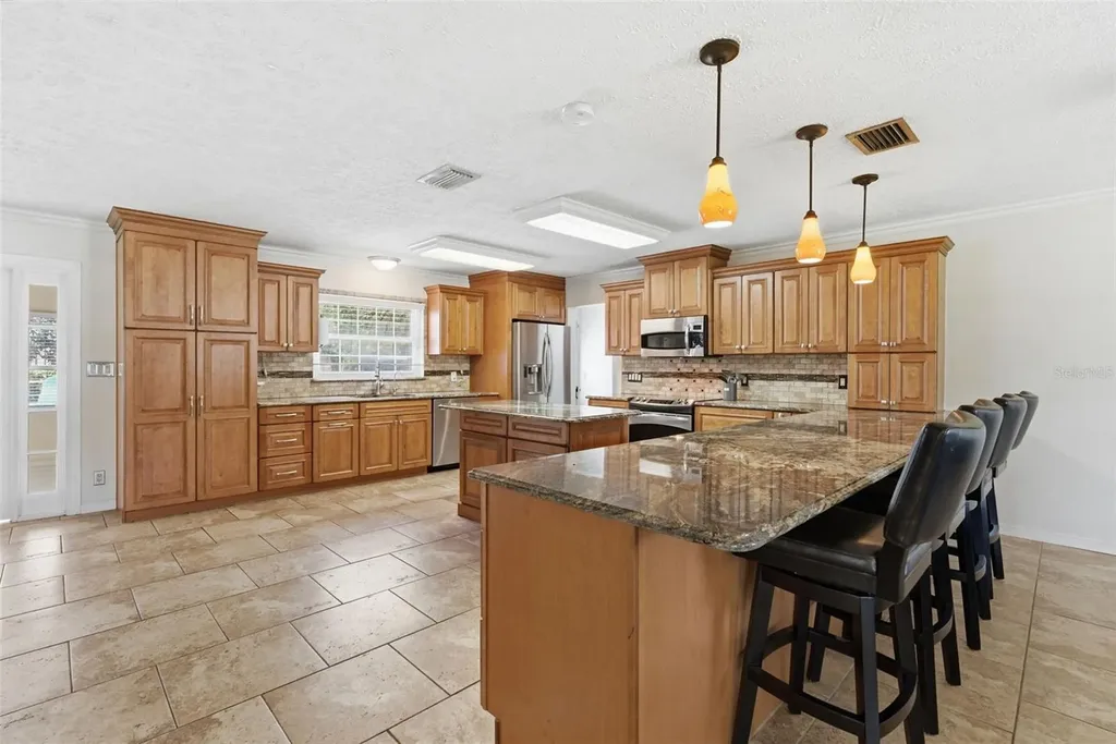 13525 301 Highway N Thonotosassa FL 33592