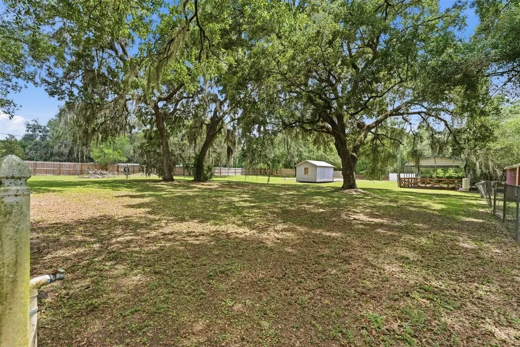 13525 301 Highway N Thonotosassa FL 33592