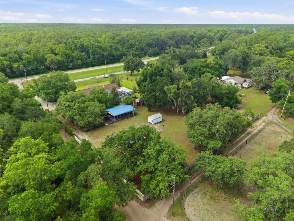 13525 301 Highway N Thonotosassa FL 33592