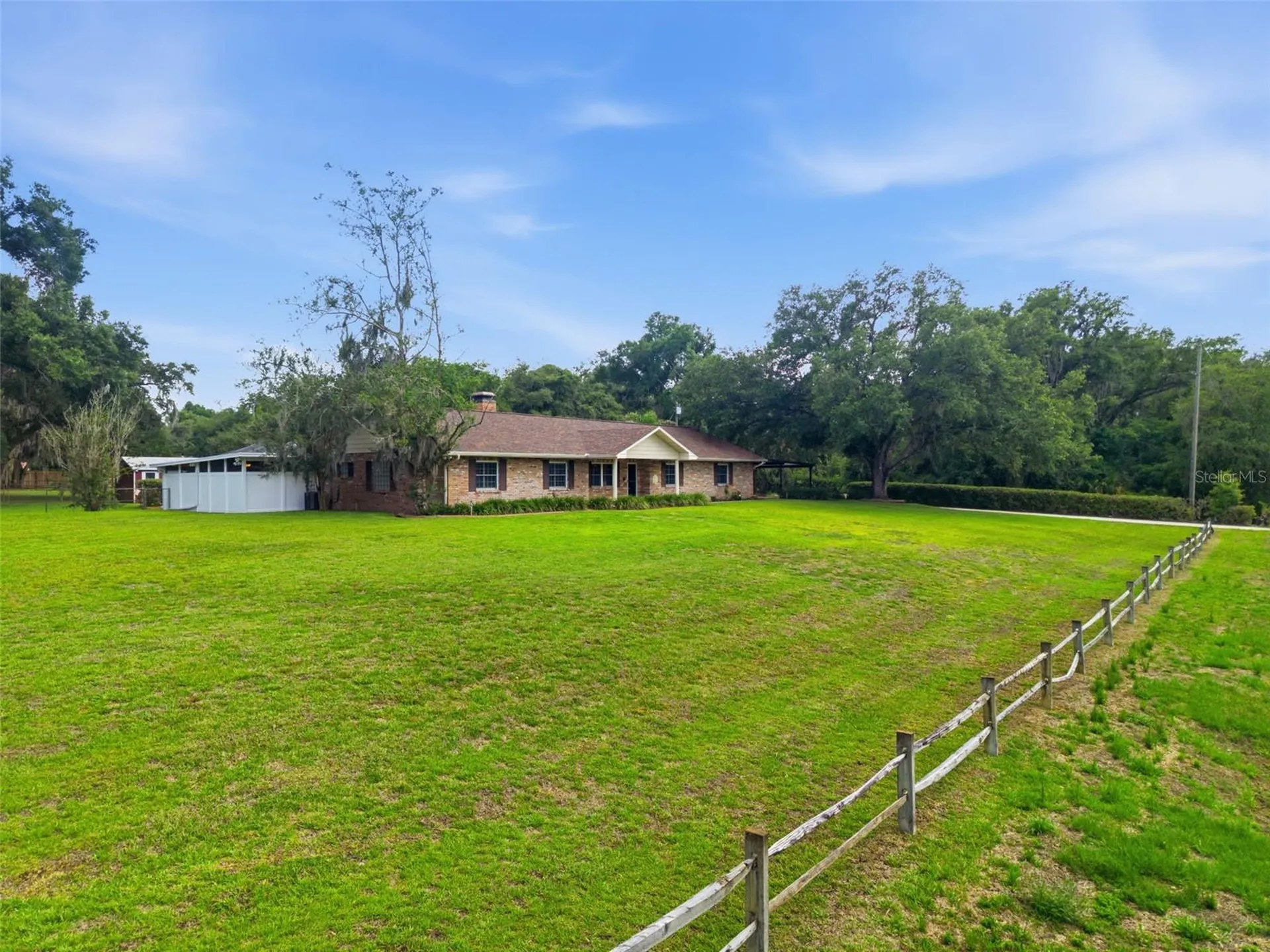 13525 301 Highway N Thonotosassa FL 33592