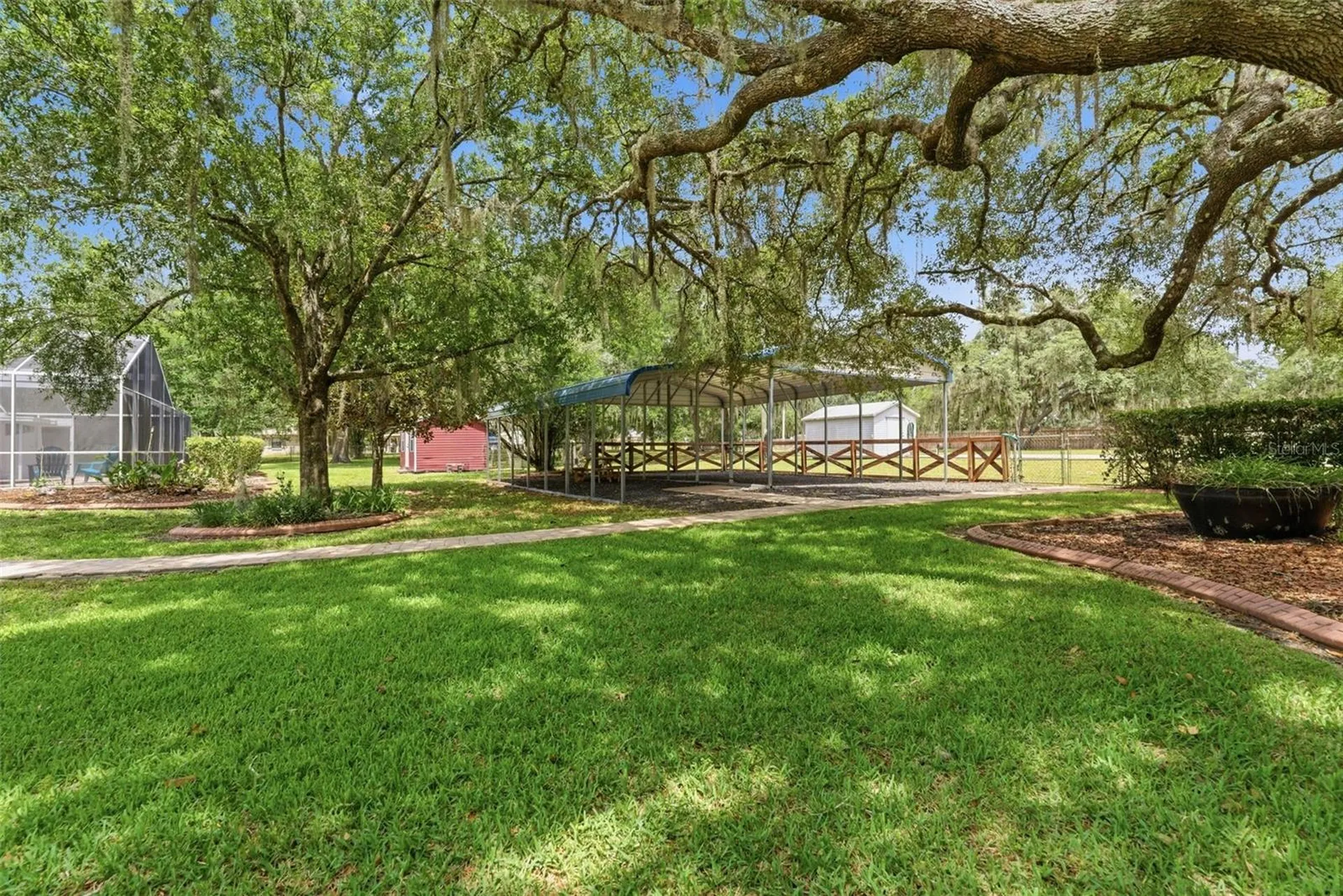 13525 301 Highway N Thonotosassa FL 33592