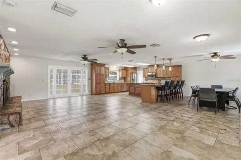 13525 301 Highway N Thonotosassa FL 33592