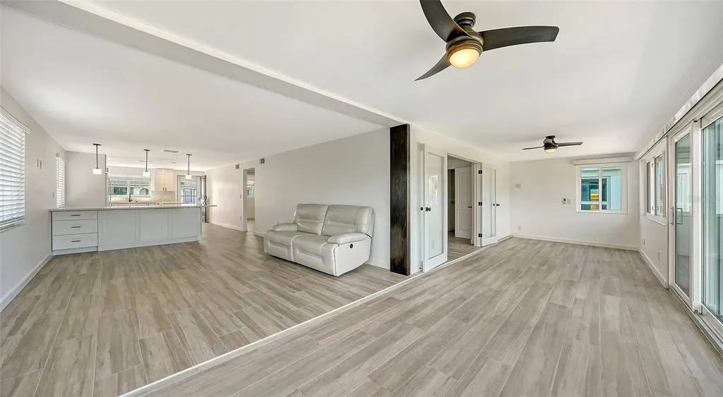 909 Spanish Drive N Longboat Key FL 34228