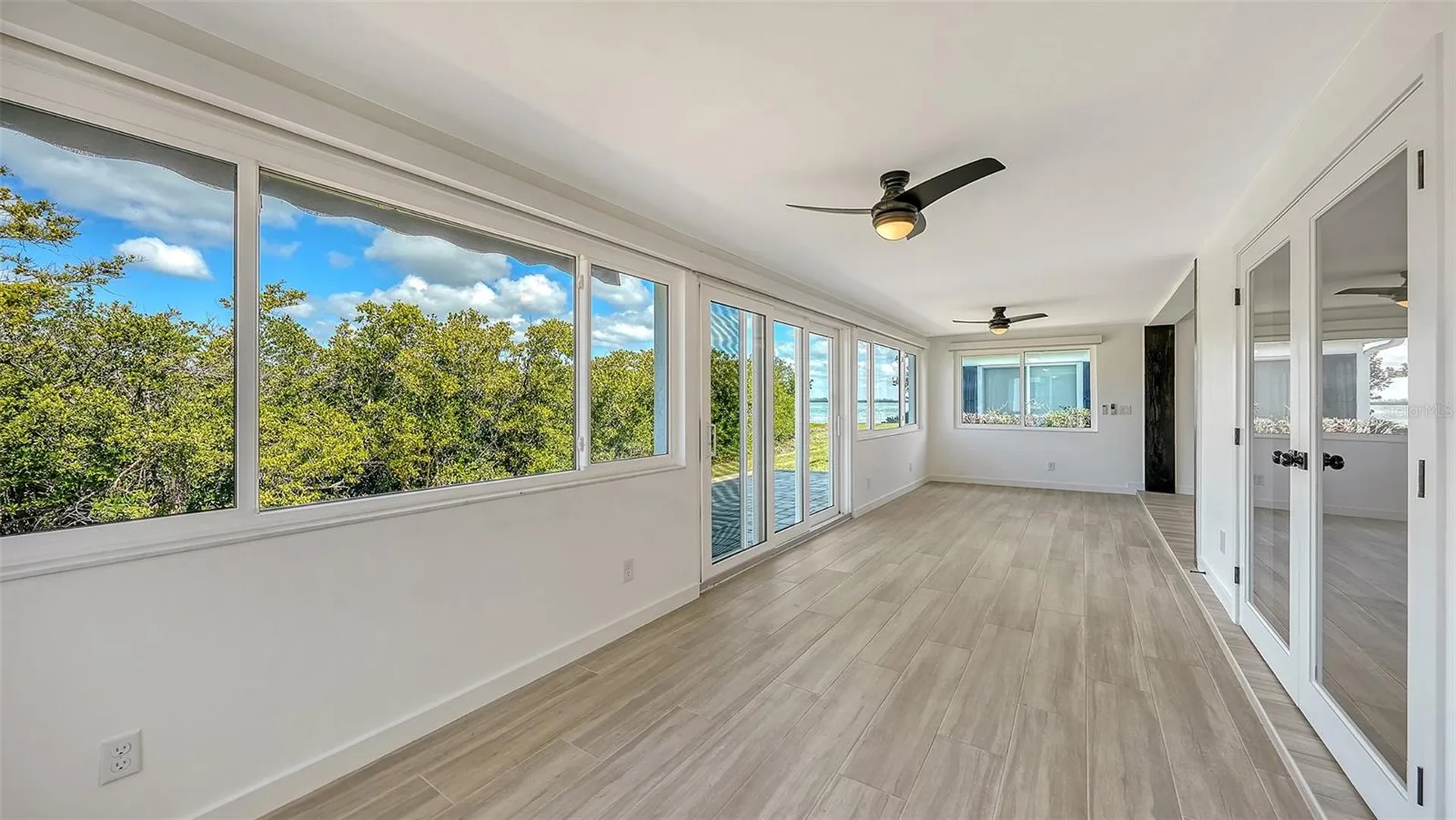 909 Spanish Drive N Longboat Key FL 34228