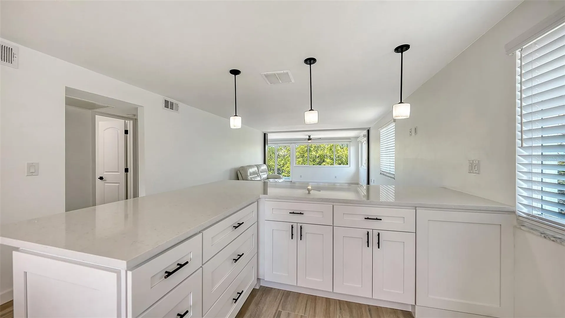 909 Spanish Drive N Longboat Key FL 34228