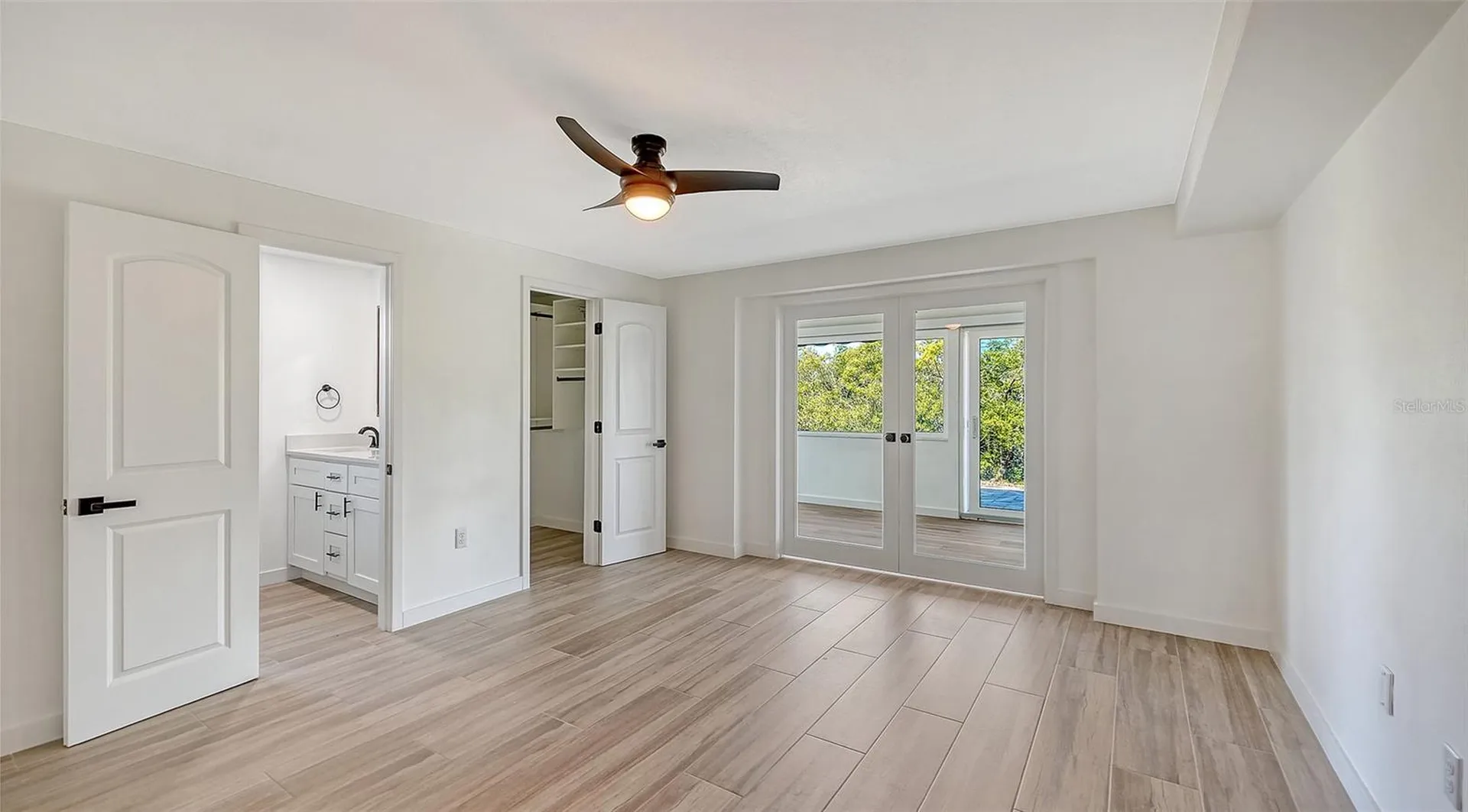 909 Spanish Drive N Longboat Key FL 34228