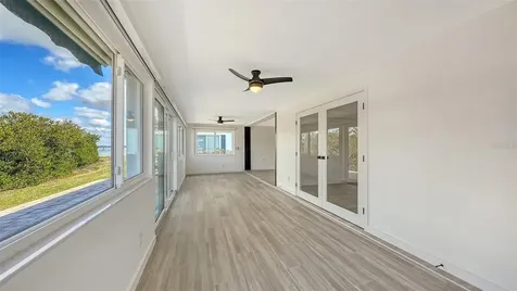 909 Spanish Drive N Longboat Key FL 34228