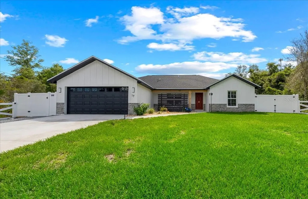 17 Holly Road Ocala FL 34472