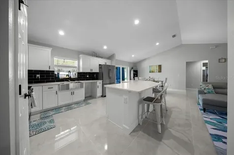 17 Holly Road Ocala FL 34472