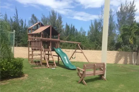 II Los Parillas Loiza PR 00772