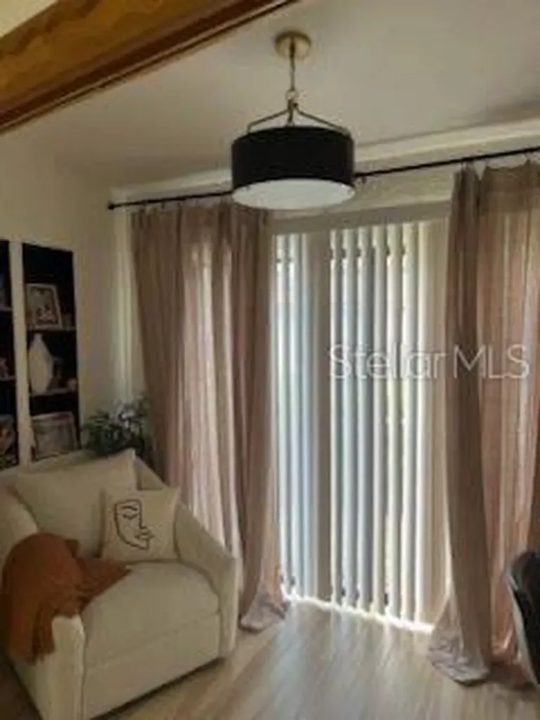1423A Oak Place Apopka FL 32712
