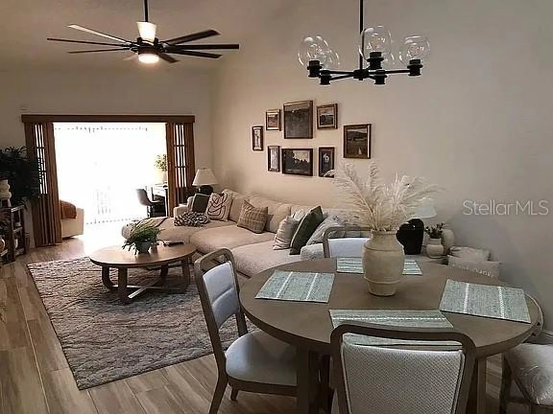 1423A Oak Place Apopka FL 32712