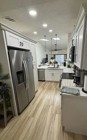 1423A Oak Place Apopka FL 32712