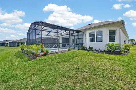 768 Margaritaville Avenue Daytona Beach FL 32124