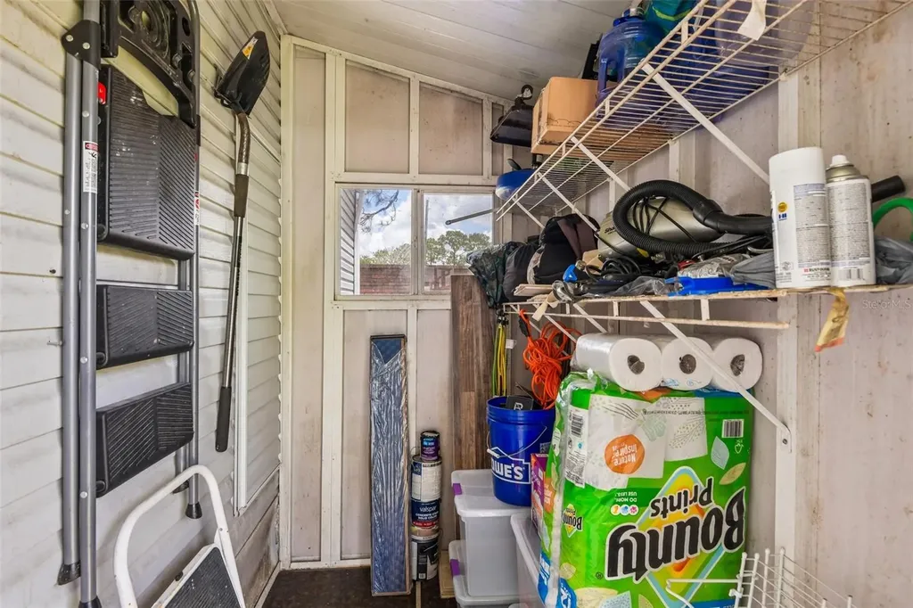 276 Pelican Drive N Oldsmar FL 34677