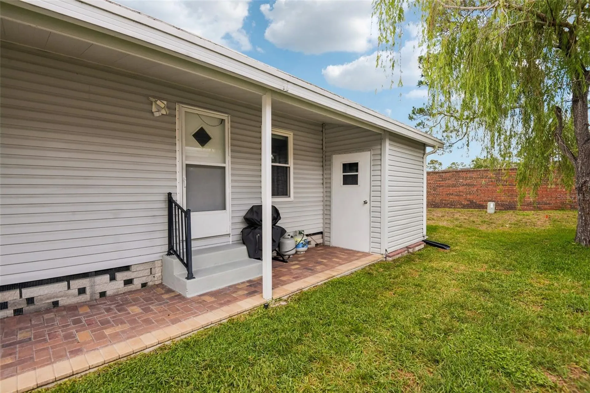 276 Pelican Drive N Oldsmar FL 34677