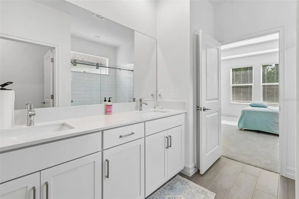 18542 Serene Lake Loop Lutz FL 33548
