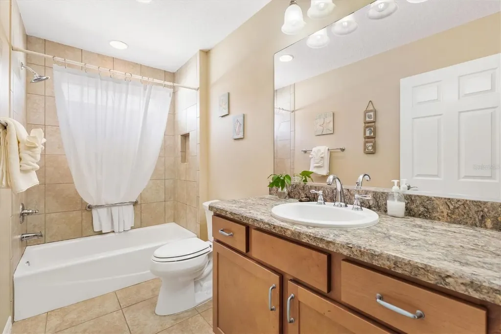3094 Cichielo Court Oxford FL 34484
