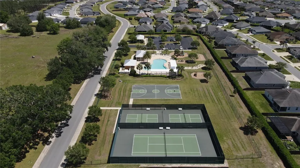3094 Cichielo Court Oxford FL 34484