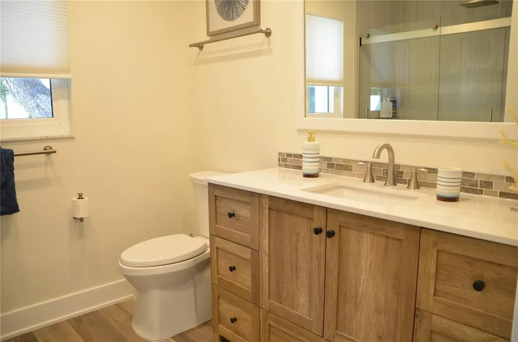 726 Birdsong Lane Sarasota FL 34242