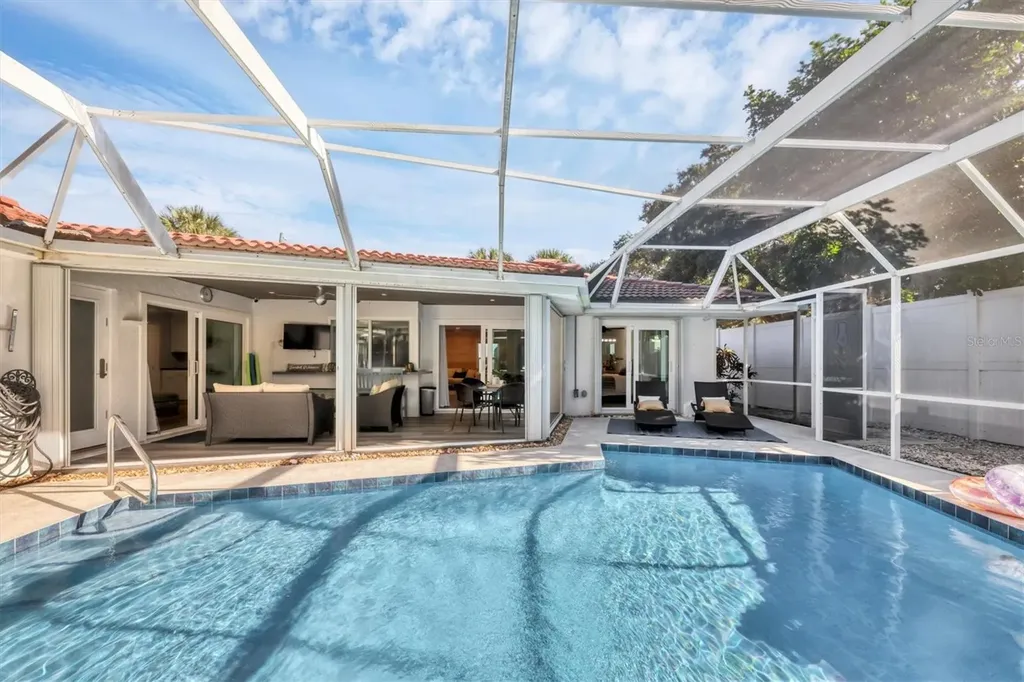 726 Birdsong Lane Sarasota FL 34242