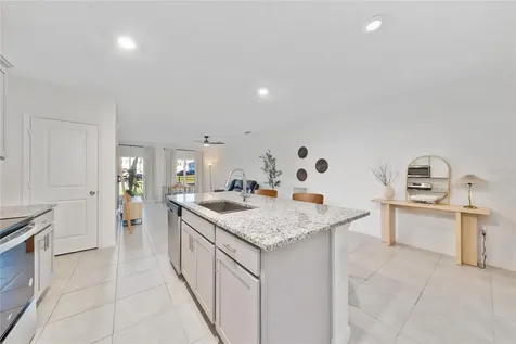 1349 Mirabella Circle Davenport FL 33897