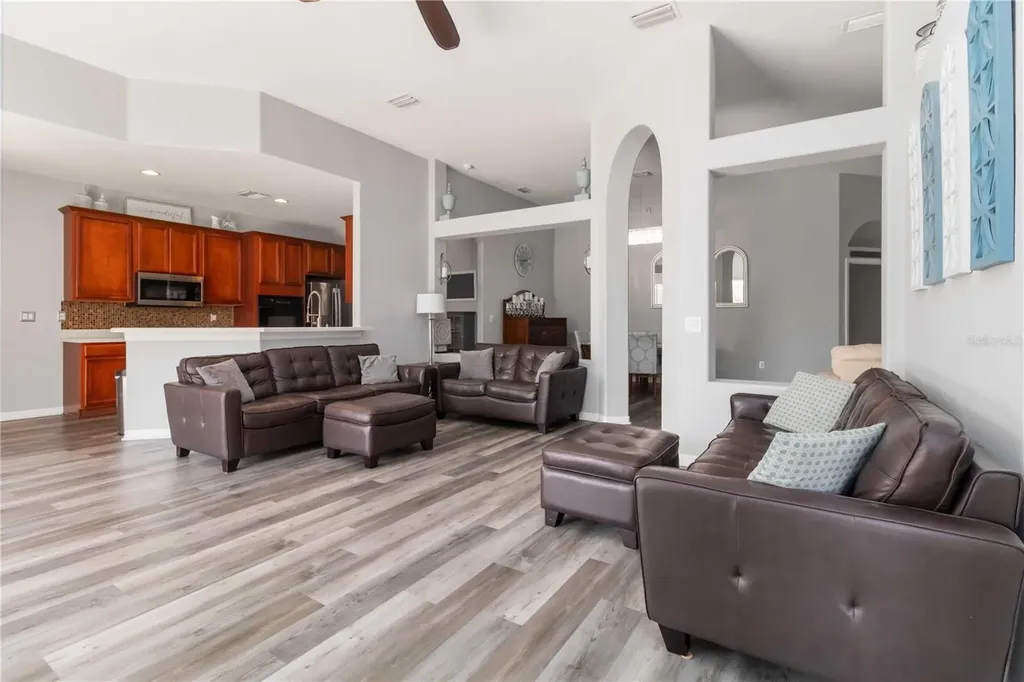 12522 Burgess Hill Drive Riverview FL 33579