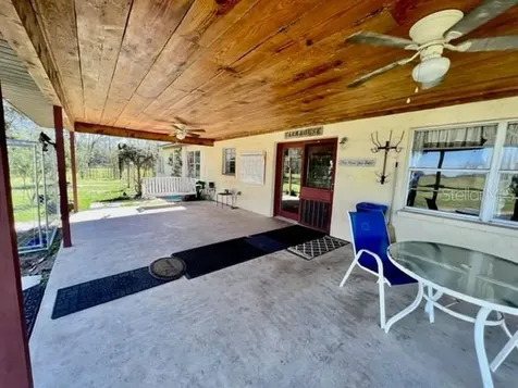 10 SW 50th Avenue Bell FL 32619