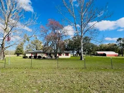 10 SW 50th Avenue Bell FL 32619