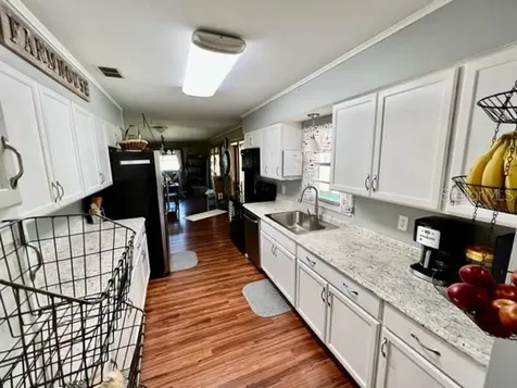10 SW 50th Avenue Bell FL 32619