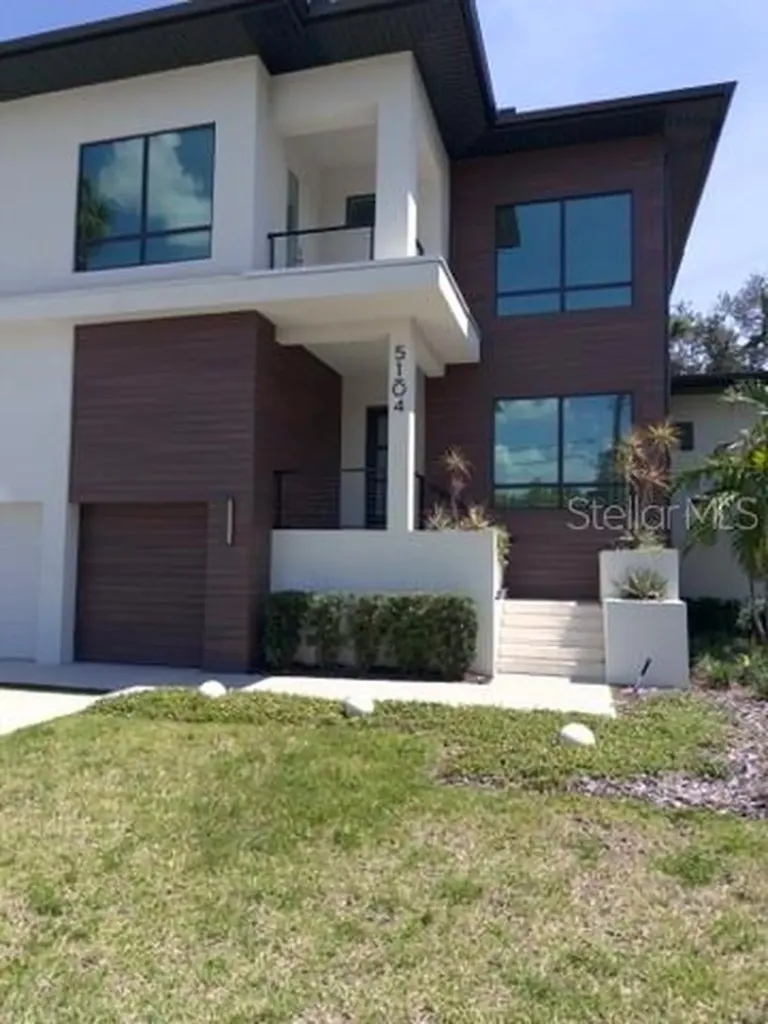 5104 W Evelyn Drive Tampa FL 33609