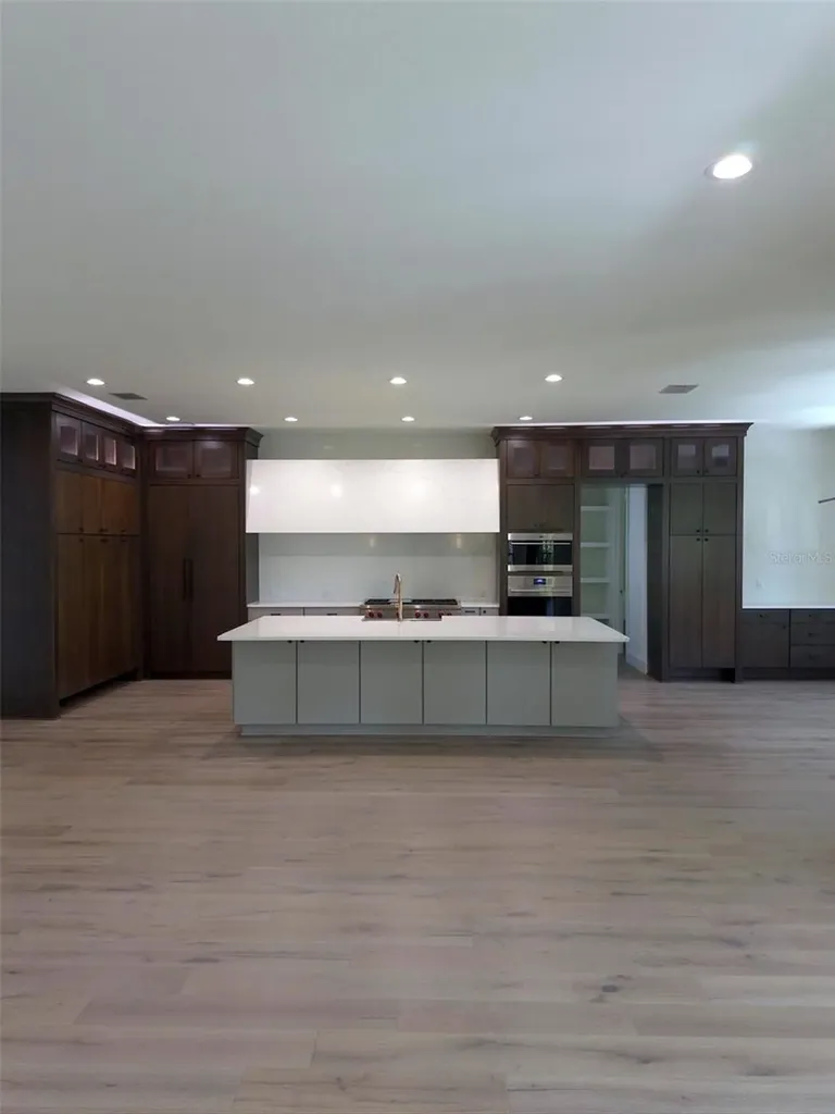 5104 W Evelyn Drive Tampa FL 33609