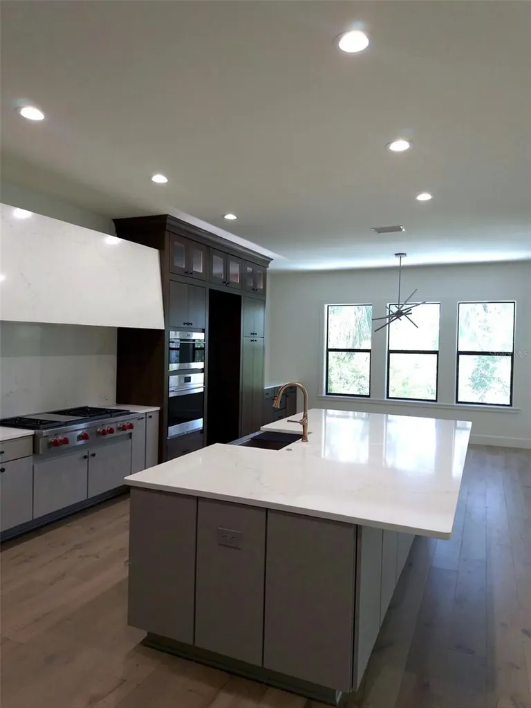 5104 W Evelyn Drive Tampa FL 33609