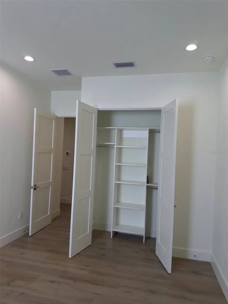 5104 W Evelyn Drive Tampa FL 33609