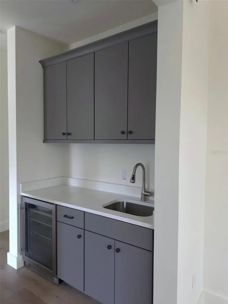 5104 W Evelyn Drive Tampa FL 33609