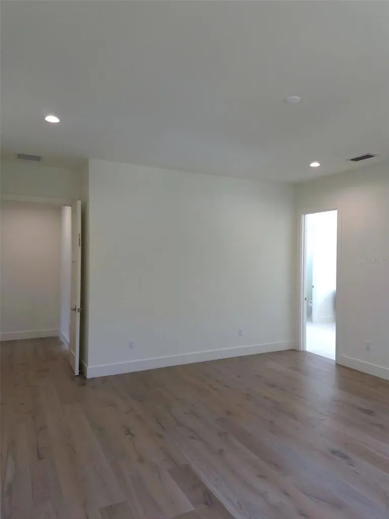 5104 W Evelyn Drive Tampa FL 33609