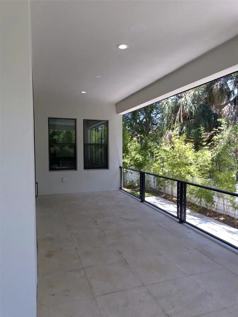 5104 W Evelyn Drive Tampa FL 33609