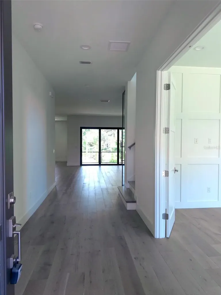 5104 W Evelyn Drive Tampa FL 33609