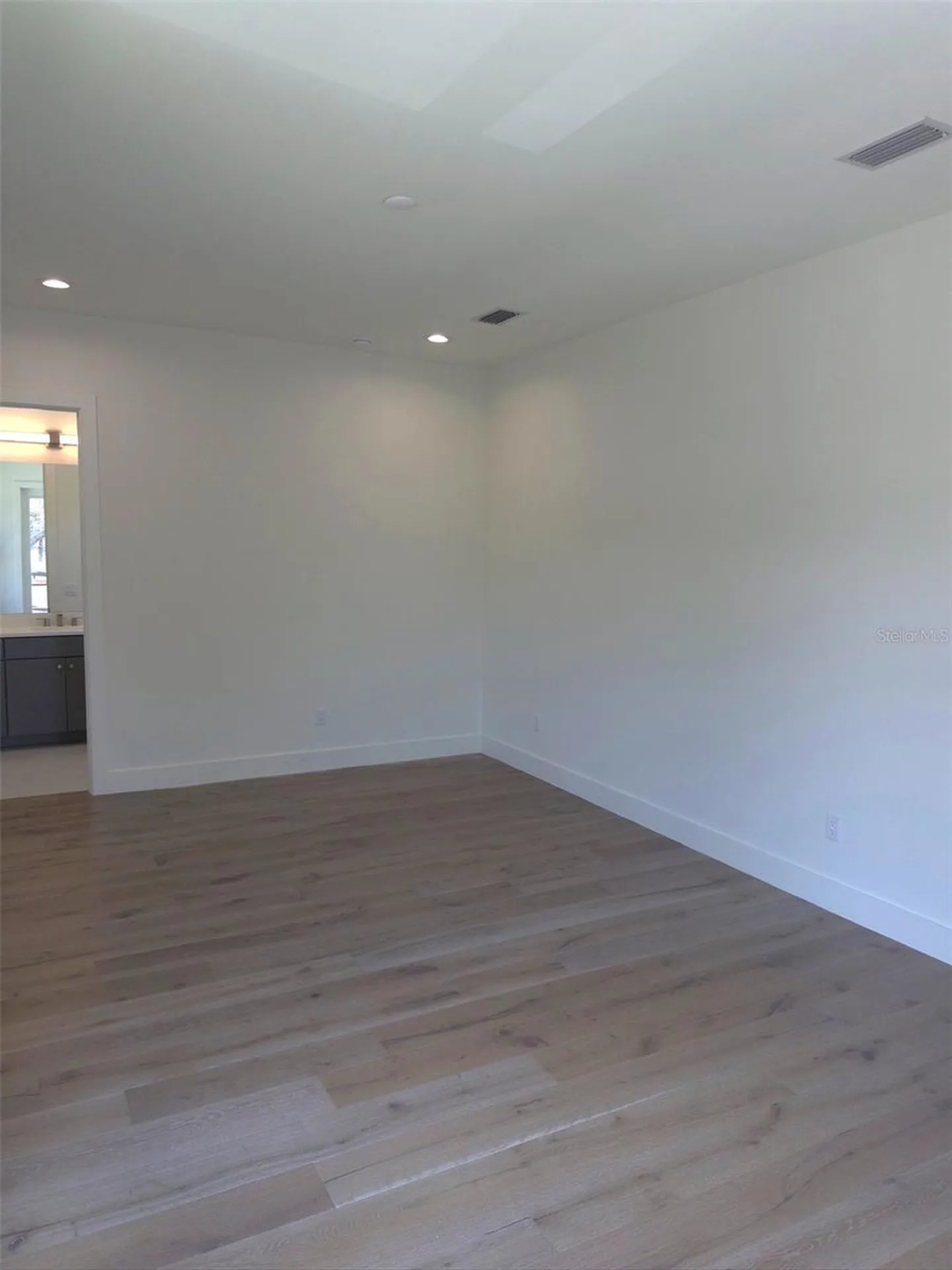 5104 W Evelyn Drive Tampa FL 33609