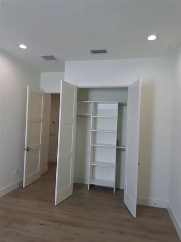 5104 W Evelyn Drive Tampa FL 33609