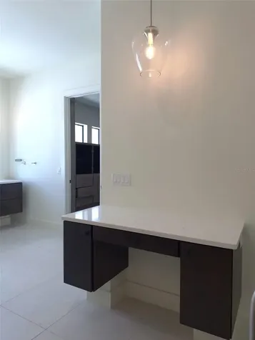 5104 W Evelyn Drive Tampa FL 33609