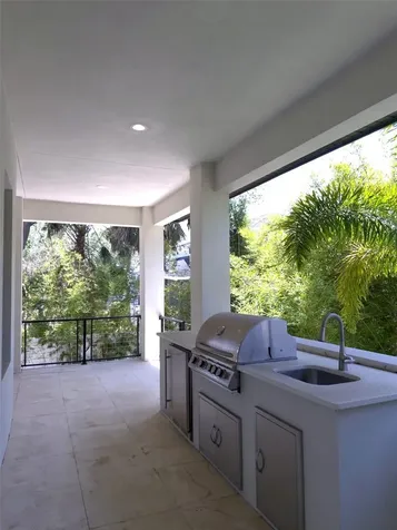5104 W Evelyn Drive Tampa FL 33609
