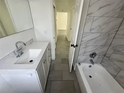 6619 S West Shore Boulevard Tampa FL 33616