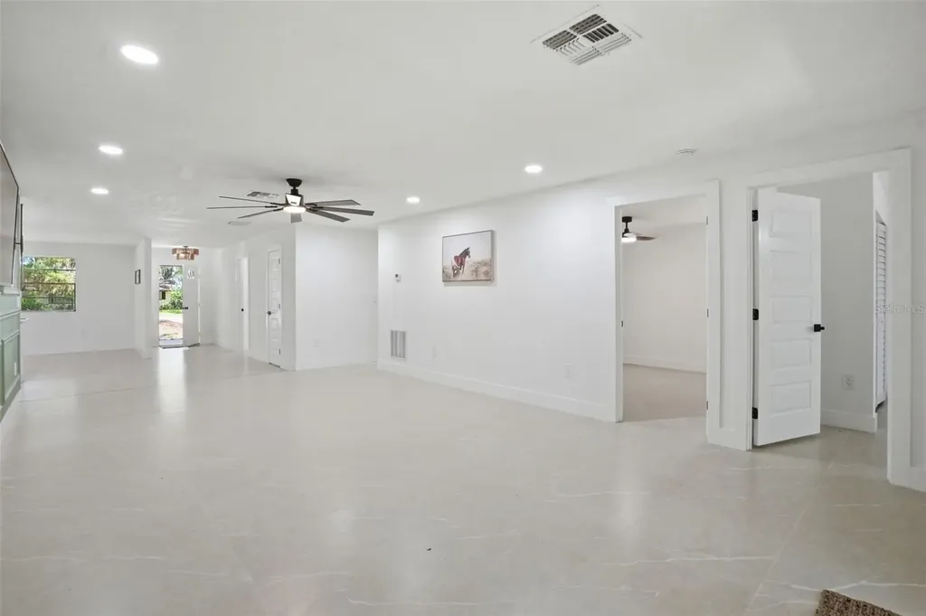 9900 W Riverwood Drive Crystal River FL 34428