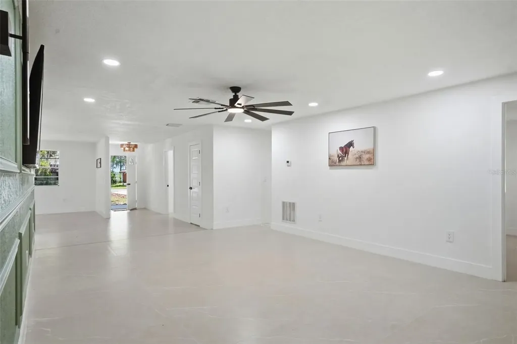 9900 W Riverwood Drive Crystal River FL 34428