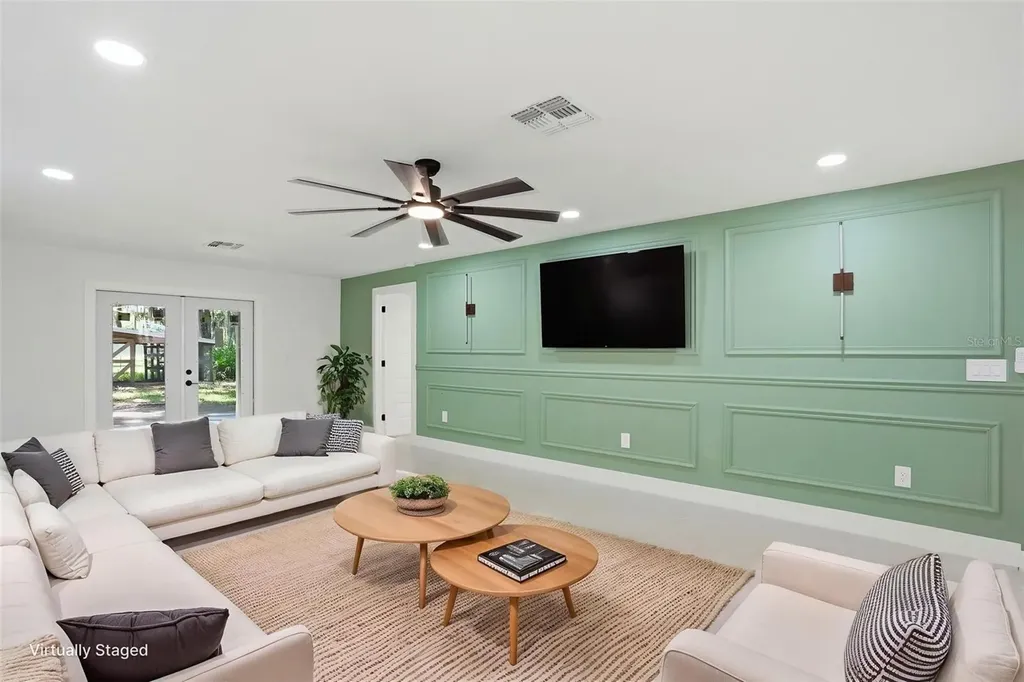9900 W Riverwood Drive Crystal River FL 34428